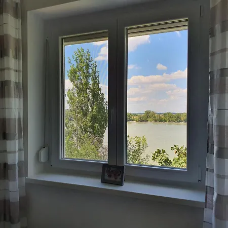 Monostor Panzio Komárom